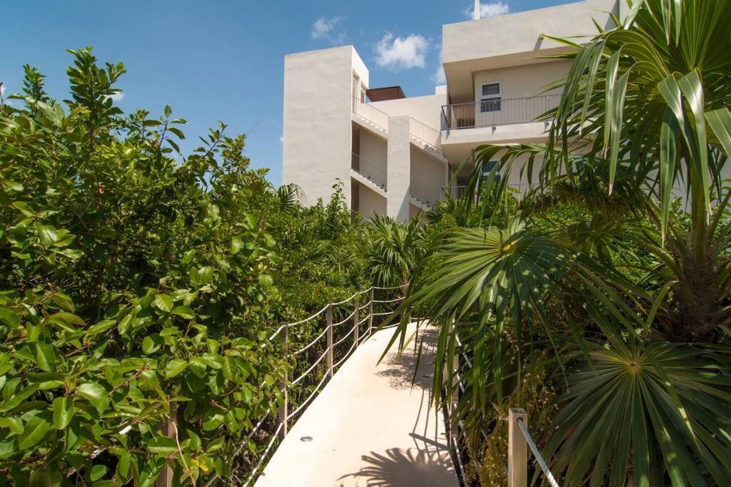 Ground Level Garden Condo At Akumal South By Tao Santamar Екстер'єр фото